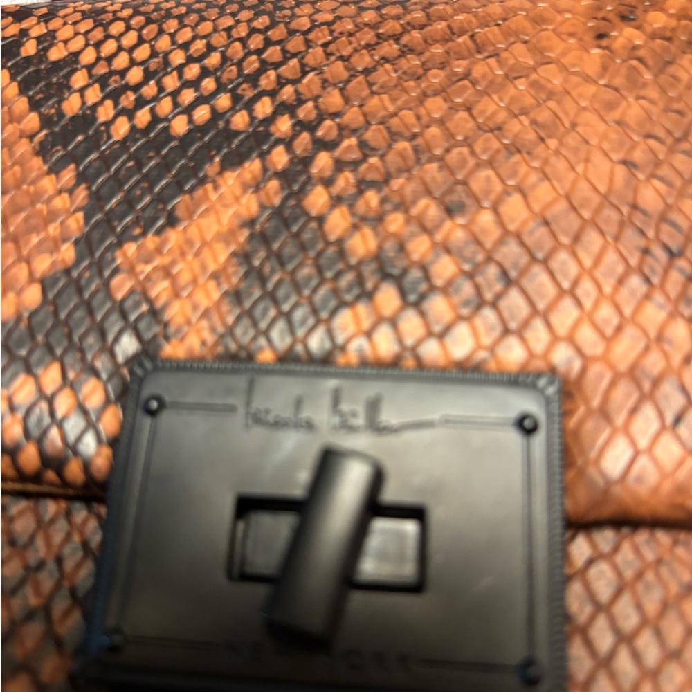 NWT NICOLE MILLER REPTILE SNAKESKIN FAUX LEATHER WITH BLACK METAL STRAP - Picture 2 of 8